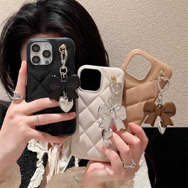 Luxury Argyle Pattern Phone Case For iPhone 16 Pro 14 13 15 Pro Max Cases with Cute Bowknot Pendant Leather Back Cover 15Pro maxJ260522