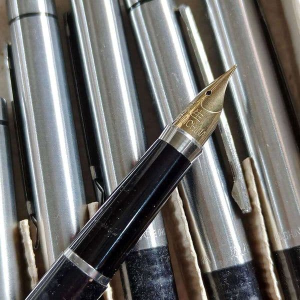 Rare 1990s Stock YongSheng 322 Fountain Pens Writing Office Collection Stationery Clearance For Sale. NIB F 26Y0522