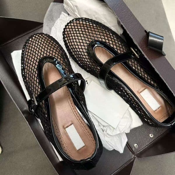 Fishnet Flats Sandals Designer Women Luxury Alaiaballet Flat Rhinestone Fishnet Shoes For Women Summer One Strap Round Toe Flat Shallow Breathable Mary Jane Shoes