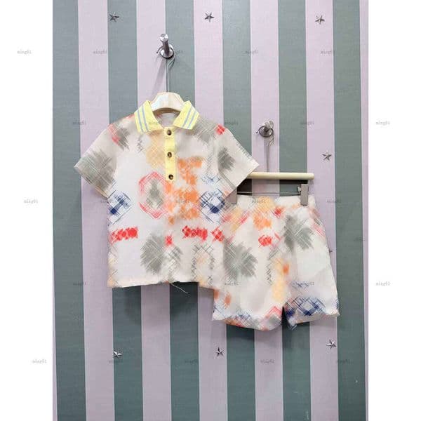 Brand baby tracksuits summer kids designer clothes boys set Vacation style Short-sleeved shirt and shorts A151X05N036