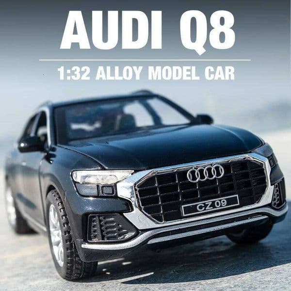 1:32 AUDI Q8 SUV Alloy Diecast & Vehicles Metal Car Model Simulation Sound Light Collection Toy Gift 26W0522