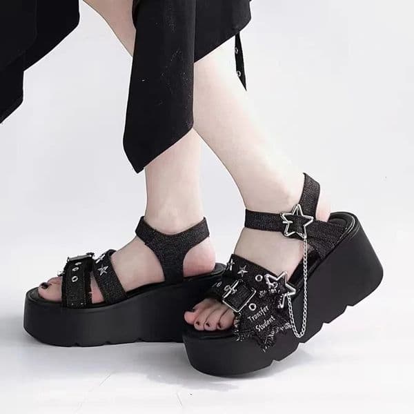 Women Fashion Buckle Platform Sandals Chain Decor Gothic Summer Shoes Women Thick Bottom Wedge Heel Sandals Sandalias De Mujer 260519
