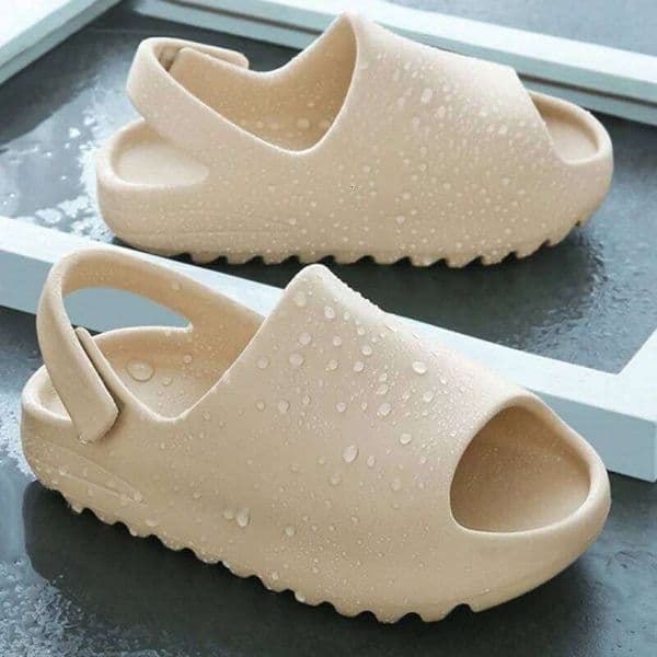 Eyriphy Children Sandals Soft Bottom Outdoor Sports Slippers Boys And Girls Cute Open Toe Beach Shoes Fashion Cozy Slides 26L0522