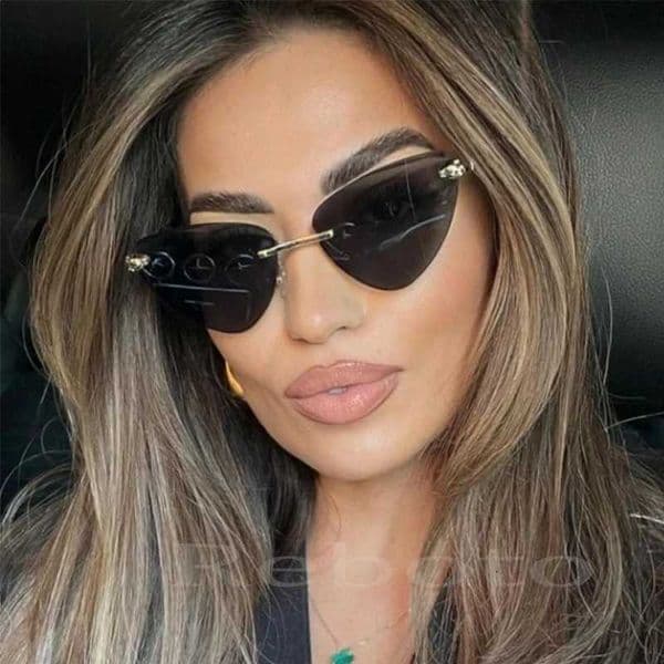 Fashion Triangle Cat Eye Sunglasses Women Luxury Brand Metal Rimless Womens Sunglasses Black Elegant Cool Girl Eyewear Trendy H2605221