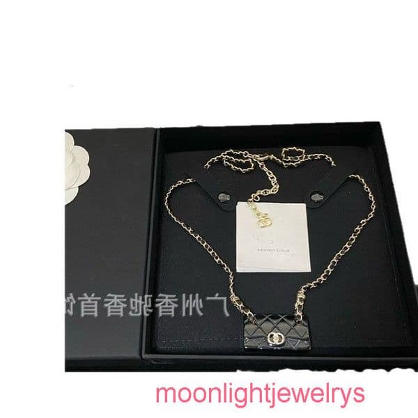 Designer Necklace cc necklace Black diamond-patterned leather bag necklace for women a stylish accessory channels necklace