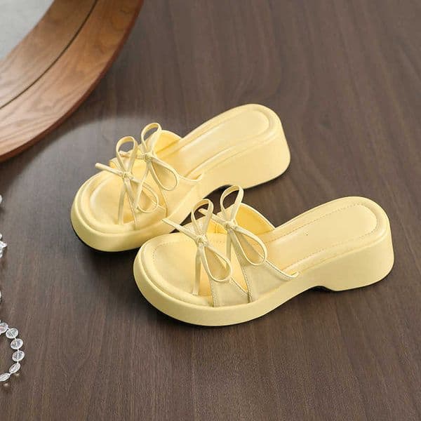 Sweet and stylish bow-tie slip-on sandals for women 2026 new model comfortable for the feet with a wedge heel and thick sole open-toe design X260522