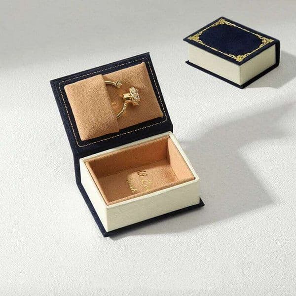Book Shaped Travel Case Display Flip Cover Necklace Bracelet Ring Earring Pendant Storage Portable Jewelry Holder 26W0522