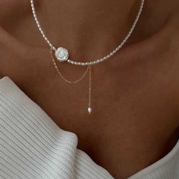 Minimalist Pearl Necklace for Women New Style Luxury Sensation Tassel Cold Tone Feng Shui Xiaomi Bead French Collar Chain L260523