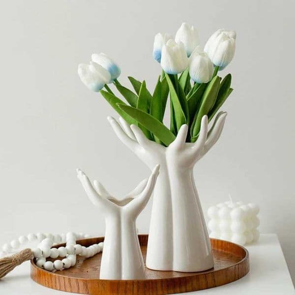Ceramic Vase Hand Arm Palm Bouquet Flower Arrangement Accessories Flower Vase Porcelain Handicraft Ornaments Home Decoration L260521