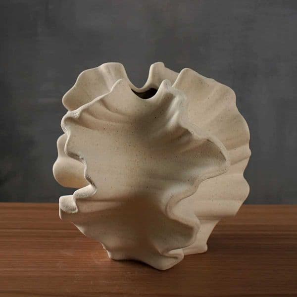 CAPIRON Ceramic Coral Vase Nordic Art Beige Matte Container for Flower Pampas Grass Living Room Tabletop Centerpieces Decoration L260521