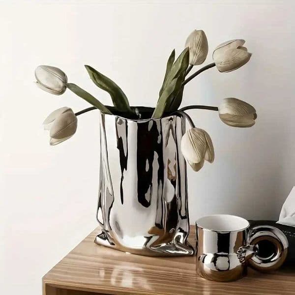 Luxurious And Elegant Creative Electroplated Silvery Ceramic Vase With A High-end Feel Suitable For Displaying Artificial Flower L260521