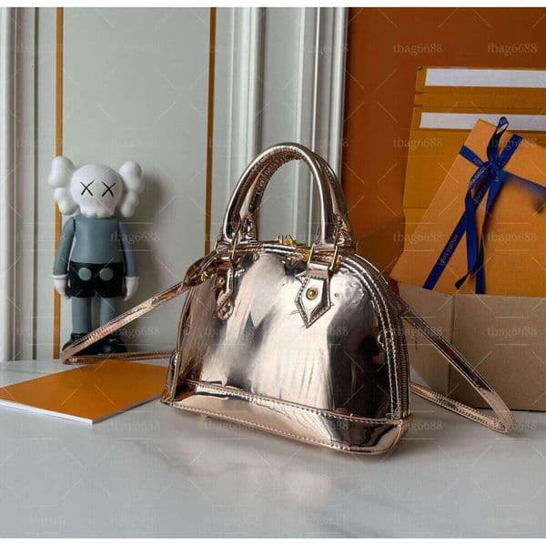 Designer Shoulder Bag Bag Mini Bag BB Top Handle Shell Handbag Luxury Crossbody Bag Tote Bag Carrying Bag Women Classic Printed Leather Wallet