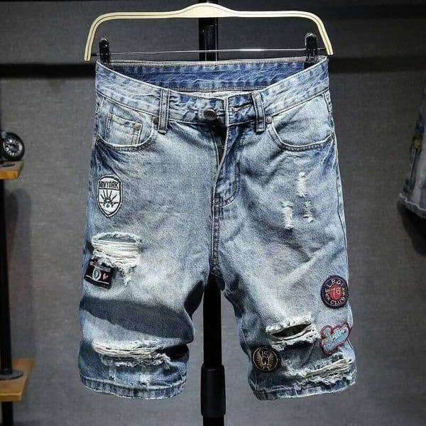 Denim Shorts Men's Summer Trendy Brand Embroidered Patch Loose Ripped Straight Medium Student Luxury Man Short Pants 26Y0523
