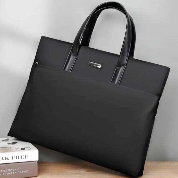 A 14 Inch Portable Laptop Briefcase Business Single Shoulder Bag Lightweight Handbag for Office Stylish And Practical Satchel
