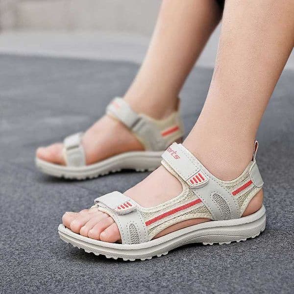 Summer breathable sports sandals for boys casual beach shoes for children soft soled comfortable open toe sandals for children C260522