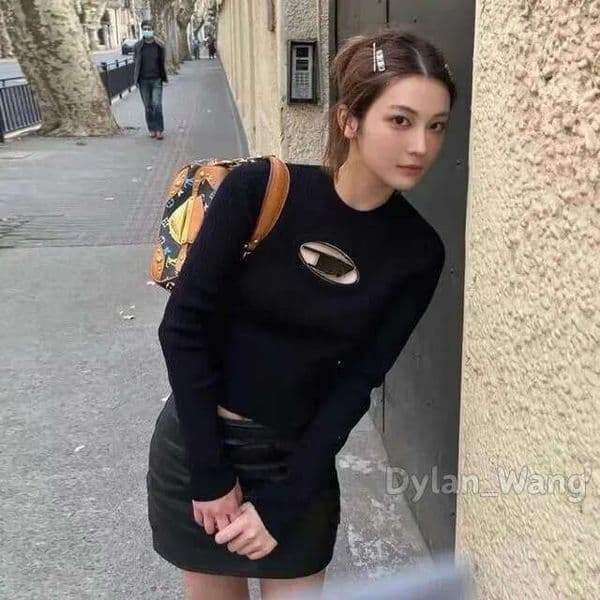 Women's d TShirt D Word Hollow Out Metal Versatile Base Layer Early Autumn Knitted dlys top Sweater Bottoming Shirt Top designer clothes e3f b7 a00