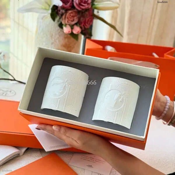 Embossed Ceramic Aromatherapy Candle Gift Set - Natural Soy Wax Aromatherapy Candle Gift