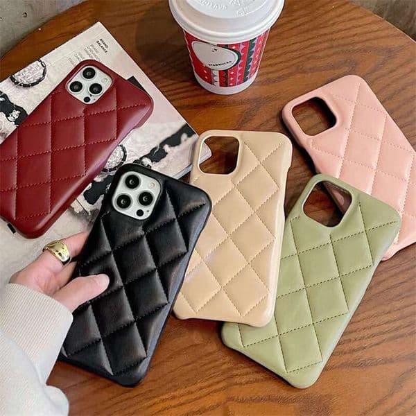 Crossbody Designer Phone Case CC Luxury Phone Case European And American Style Patterned 16 Pro Max Suitable For Phone 17 15 14 Leather Protective Case Fashion