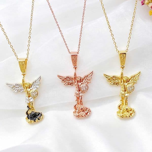 Hot Selling Enamel Art St Michael the Archangel Necklace Christian Faith Amulet Guardian Angel Jewelry for Men Women Daily Wear Z260525