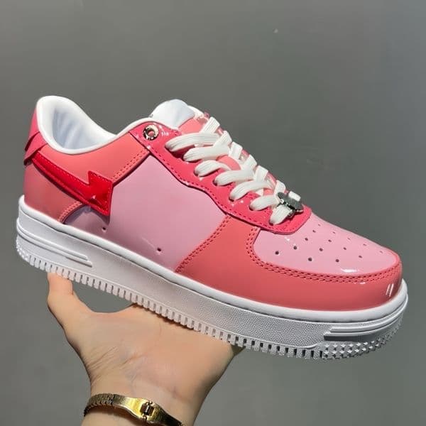 Casual shoes skateboard shoes classic shoes fashionable shoes vintage shoes luxury shoes patent leather shoes running shoes comfortable shoes waterproof shoes