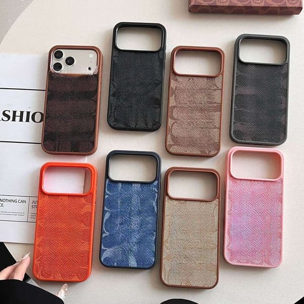 Coach Phone Case Designer Luxury Phone Case Trendy Card Holder Phone Case Designer Full Coverage Soft Edge Compatible 17 Pro Max 16 15 14 13 Protective Case
