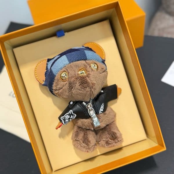Luxury Bear Bag Charm Crafted Leather Plush Puffy Designer Charms Keychains Metal Ring Pendant Chain for Men Women Gifts