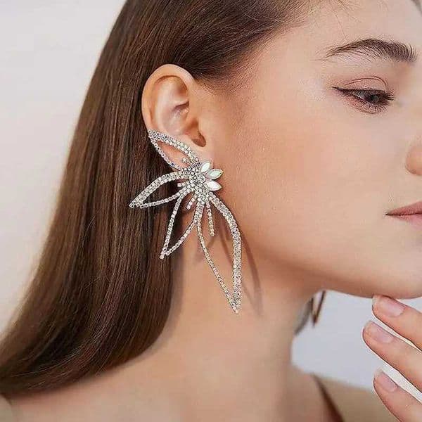 New Personality Exaggeration Full of Zircon Big Butterfly Wings Stud Earrings for Women Luxury Charm Party Jewelry Accessories Q260525