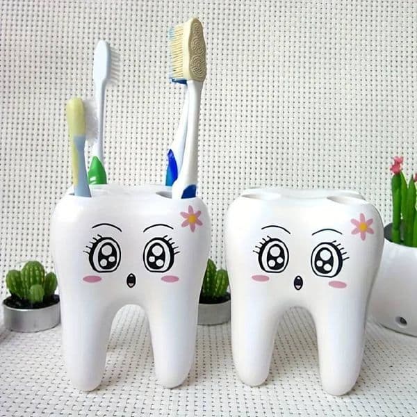 1pc-Cartoon companion smiling face teeth toothbrush holder, bathroom accessories ddmythur