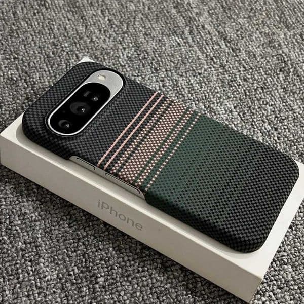Luxury Frosted Half Border Carbon Fiber Kevlar Magsafe Phone Case For Google Pixel 10 9 Pro ProXL Magnetic Wireless Charge Cover L260524