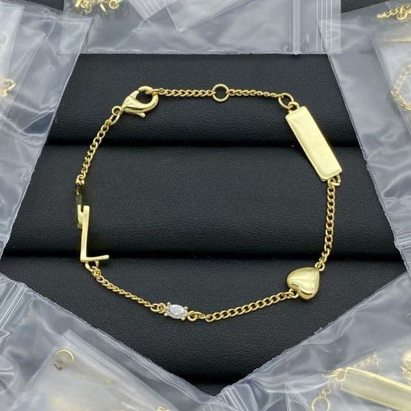 Luxury Designer Jewelry Charm Bracelets Jewlery Designer for Women Designer Bracelets Popular Diamond Bracelets for Wedding Gifts