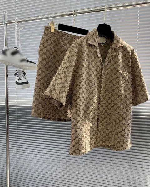 Men's suit shirt designer men's short sleeved shirt men's shorts high-quality classic letter style shirt casual loose shirt women's couple clothing