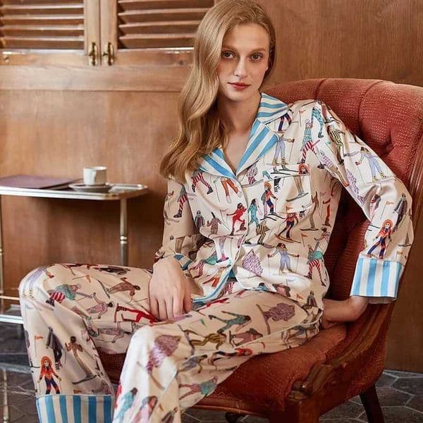TXii Newlook Fashion comfortable Ice Silk Pajamas Womens High-end Sense ins Style Lapel Spring and Summer Long Sleeve Home Suit L260525
