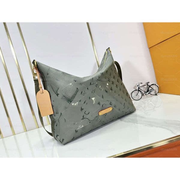 Designer Bag Fashion Women's Leather Embossed Diagonal Bag Luxury Bag Letter Striped Armpit Bag Designer Wallet Green Single Light Letter 48X36x12cm