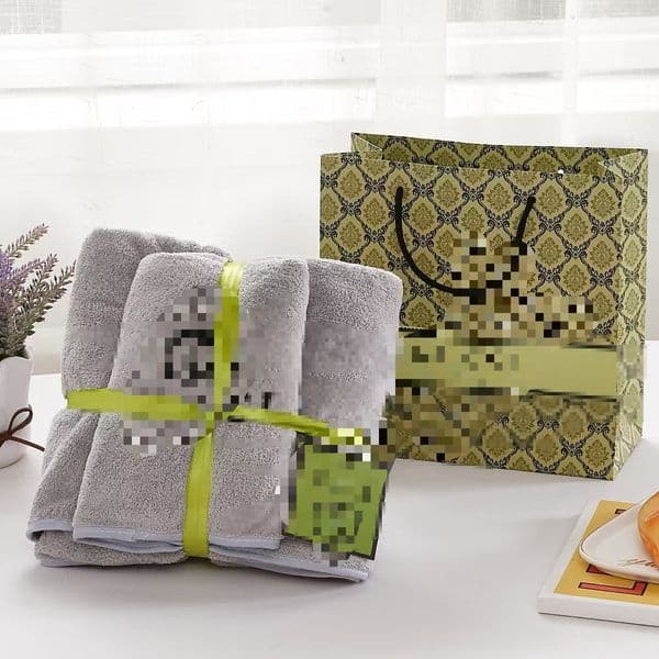 Efficient Moisture Management with Combination Quick Dry Beaching and Shower Toweling Set