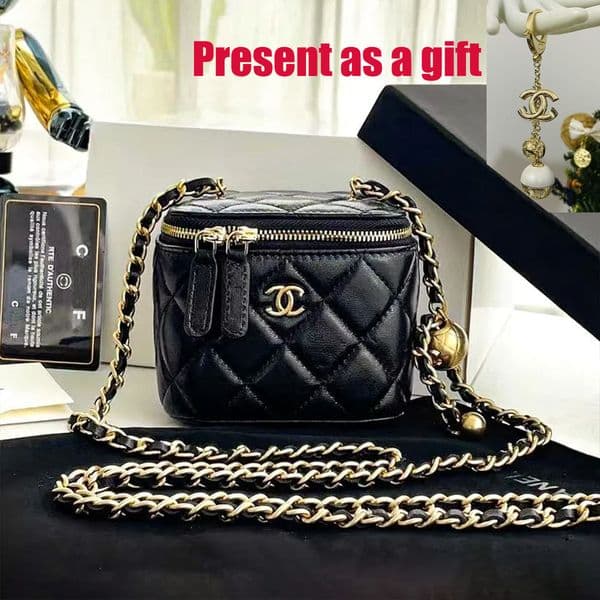 Designer bag vintage makeup bag Luxury shoulder bag tote Women's crossbody bag Mirror Cosmetic Bag Mini Crossbody Handbag Women Fashion Small Toiletry Organizer Bag