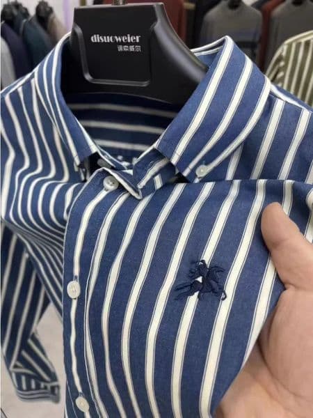 Highend y ner Mens Shirt 100Cotton Vertical Stripe Horse Embroidery Long Sleeve British Fashion Exquisite Menswear 260527