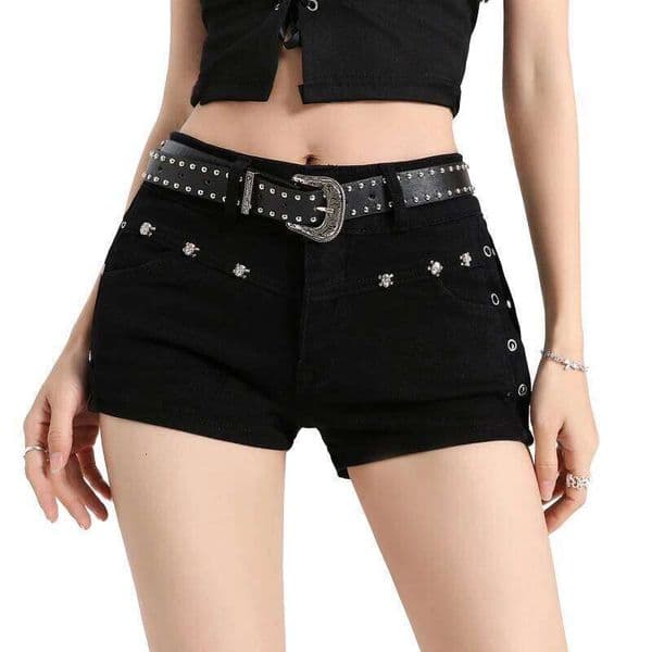 Womens Y2K Style American Vintage Black Denim Shorts High Waist Design Slim Fit Butt Hugging Hot Pants Trendy Jeans