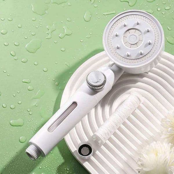Multi-stage filtration and pressurization head set multi-functional bathroom shower faucet 26Y0527