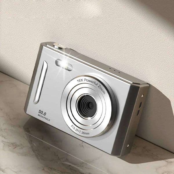 4K Retro CCD - 50 Million HD Pixels Dual Camera Flash 8x Digital Zoom 2.4in Screen Auto Focus Entry-level Cam J260527
