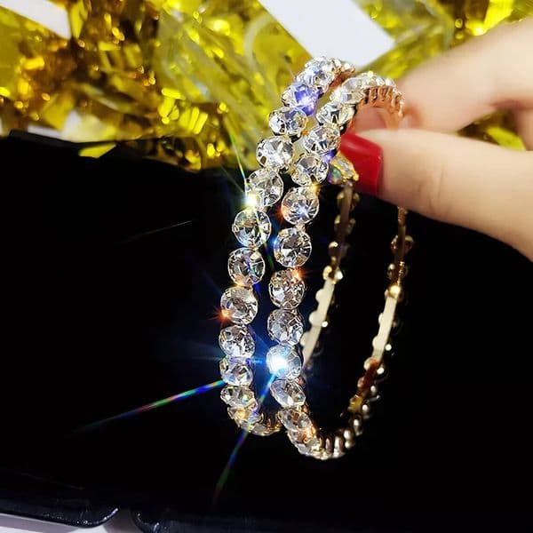 Huitan Big Hoop Earrings Full with Round Cubic Zirconia Sparkling Earrings for Women Daily Wear Modern Fashion Jewelry Drop Ship260527