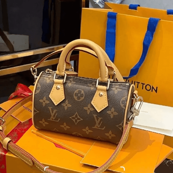 Designer bag Shoulder bag Luxury Mini bag Cross body bag Top-quality Women's Leather denim Embossed Handbag Brown Flower Handbag Mirror Level Leather Chain bag Purse