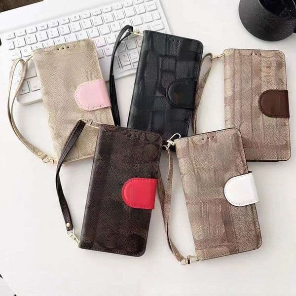 CO Designer Phone Case Coach Phone Case Suitable For 17 Phone Case 16 Pro Max Protective Cover 14 Plus Leather 15 Luxury 13 Leather Protective Case