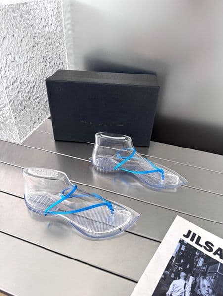Ladies' PVC rain boots transparent pink blue Zoris vacation flip flops butter fly flat cheap slippers summer flip flops