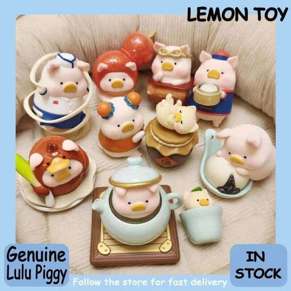 Genuine Lulu The Piggy Lu Family Restaurant Series Blind Box Flocking Collection Desktop Ornament Fashion Trend Christma Gift 26Y0527