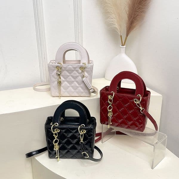 Designer Bag Wholesale Fashion Textured Quilted Handbag Small Square for Women 2026 Spring New Stylish Shoulder Commuter Crossbody Bag