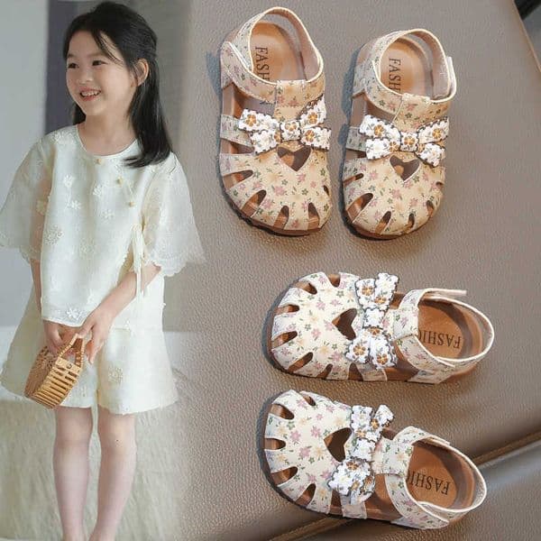 2025 Summer New Childrens Shoes Genuine Anti slip Baotou Sandals for Girls PU Velcro Anti slip Rubber H260528