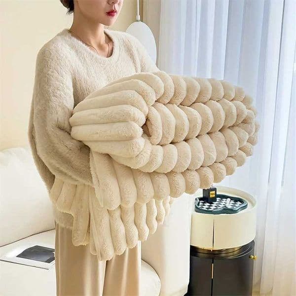 Solid Color Thickened Striped Blanket Soft Fluffy Warm Multifunctional Bed Sheet Cover Blanket Plush Fleece Office Nap Blanket C2605281