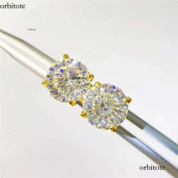 America And European Fashion Sterling Sier Gold Plated Bling Moissanite Dia Round Studs Earrings Nice Jewelry Gift