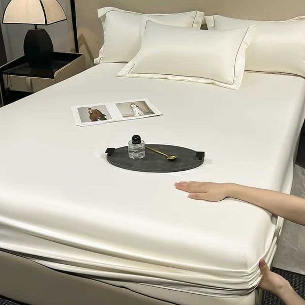New Fuax Silk Satin Fitted Sheet Set High-End Solid Skin-Friendly Sheet Kit for Queen King Silky Cooling Bedclothes for SummerR260528