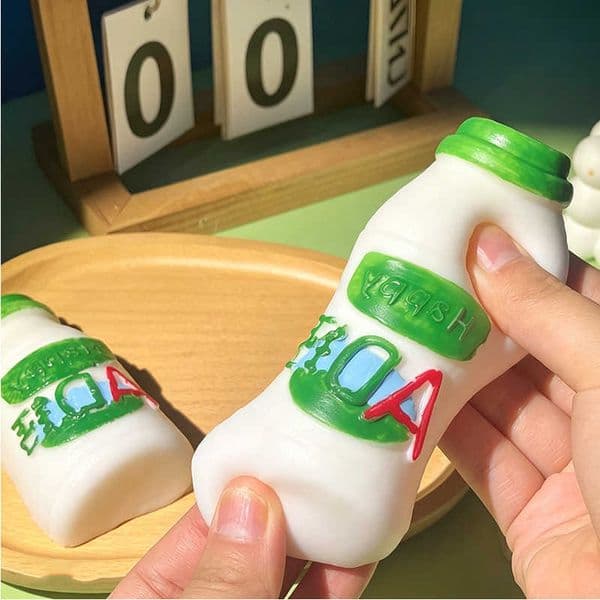 Soft Squishy Simulated AD Milk Bottle Squeeze Toy Sticky Bottle Fidget Sensory Toy Slow-rebound Decompression Toy X-mas Gift M260528